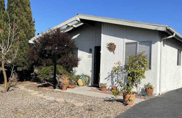 2bed 1bath home in Costa Serena - 3231 Coral Drive, Oceanside, CA 92056 2bed 1bath home in Costa Serena - 3231 Coral Drive, Oceanside, CA 92056