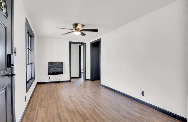 Updated 3 Bedroom Rental $1100/Month photos photos