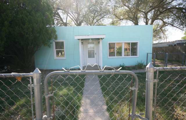 Spacious 2 Bed Home with a Basement! HUD OK! photos photos