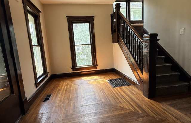 430 Elmwood Pl Gallery 2