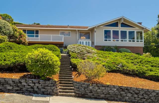 Stunning Redondo Home with Puget Sound View! photos photos