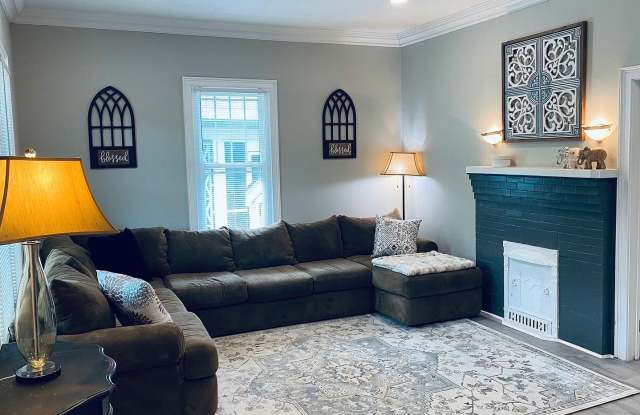 Room in 4 Bedroom Home in Gastonia photos photos