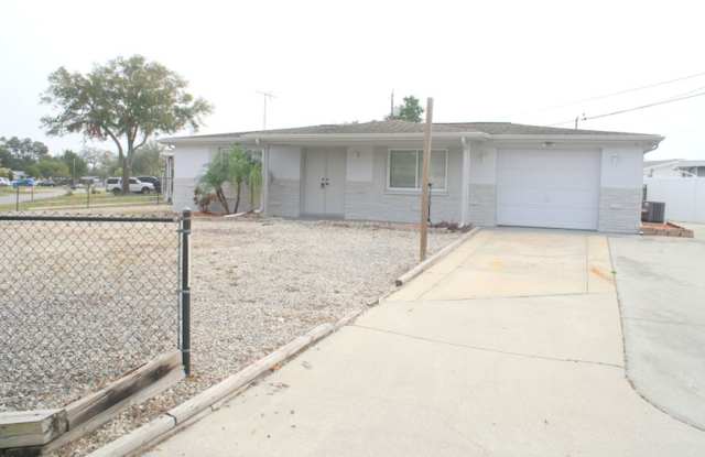 Cute 3 bedroom 1 bath - 4719 Bonton Drive, Holiday, FL 34690 Cute 3 bedroom 1 bath - 4719 Bonton Drive, Holiday, FL 34690