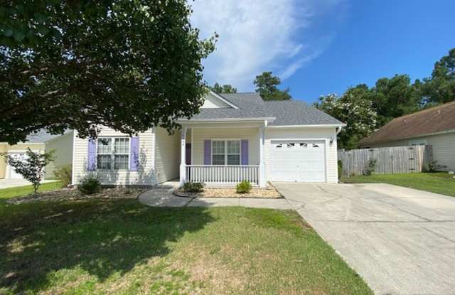 Welcome to this stunning 3-bedroom, 2-bathroom home located in the beautiful Leland, NC. photos photos