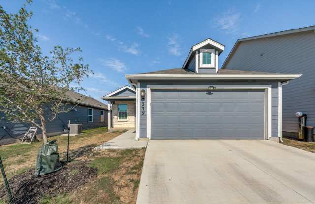 3-BEDROOM HOME IN NORTHEAST CROSSING photos photos