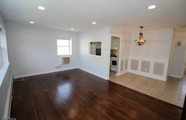 25 River Rd - 25 River Road, Essex County, NJ 07110