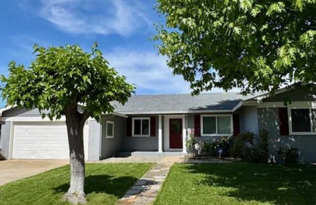 730 San Andreas Court photos photos