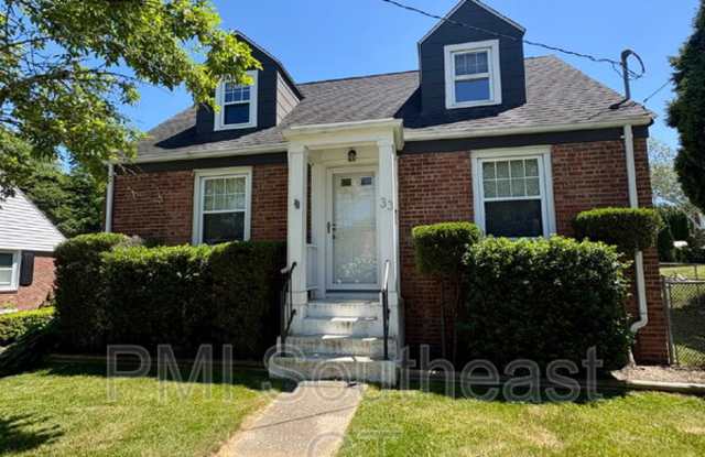 33 Country Club Road photos photos