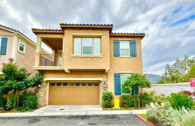 Beautiful, Stand Alone Condo in Resort-like Renaissance at Redhawk Community off Temecula's South 79! - 32317 Turner Lane, Temecula, CA 92592