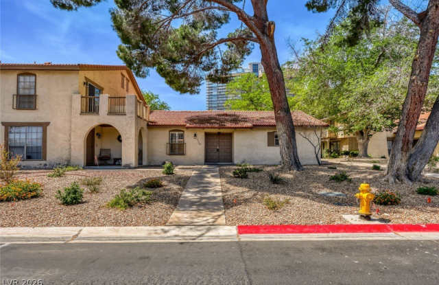3173 Pinehurst Drive Gallery 3