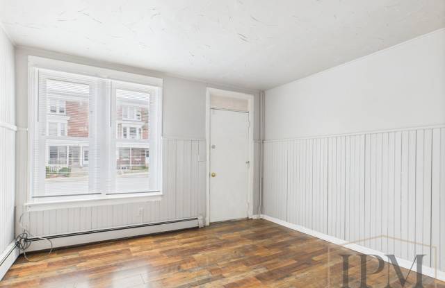 1 Bedroom 1 bath 1st floor Apartment - York City photos photos