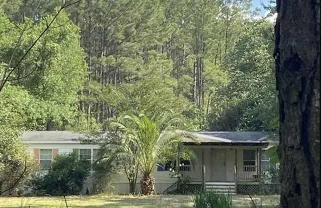 5.2 Acre Country Retreat in Guyton, GA 3-bedroom, 2-bath double-wide home photos photos