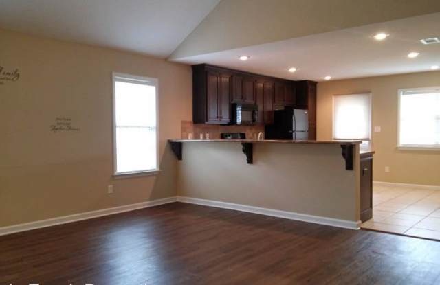 5083 Greyfield Pl Gallery 2