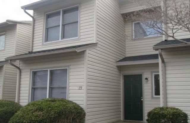 4 Bedroom 2.5 Bath Townhouse photos photos