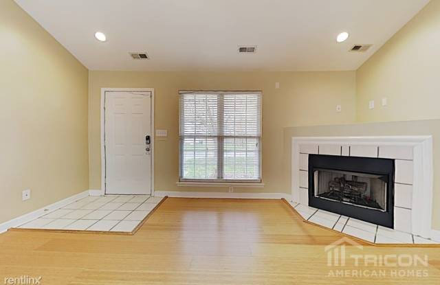 3204 Continental Drive Gallery 2