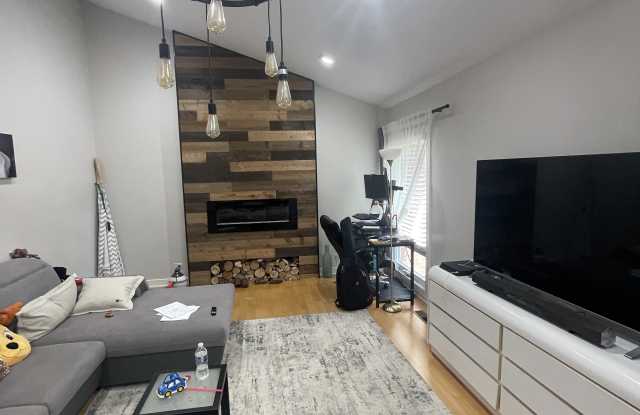 1160 Osterman Avenue photos photos