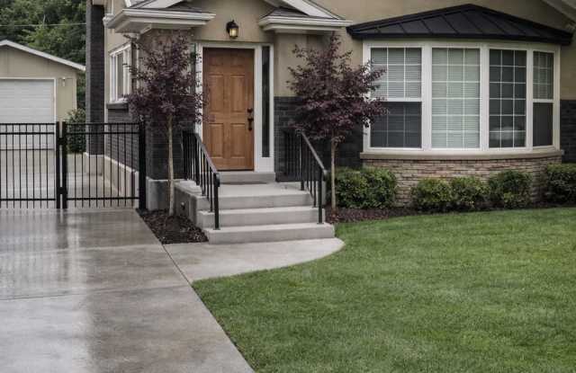 1638 Harvard Avenue photos photos