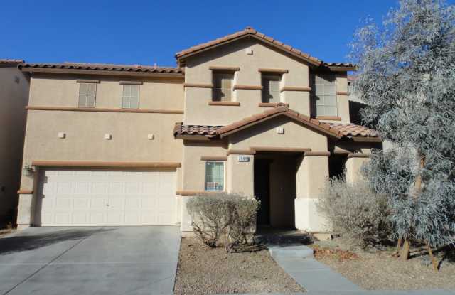 SPACIOUS HOUSE WITH LAMINATED HARDWOOD FLOORS AND TILE THROUGHOUT! MASTER BEDROOM SEPARATE FROM OTHER BEDROOMS! SMALL PARK DOWN THE STREET! COME CHECK IT OUT! photos photos