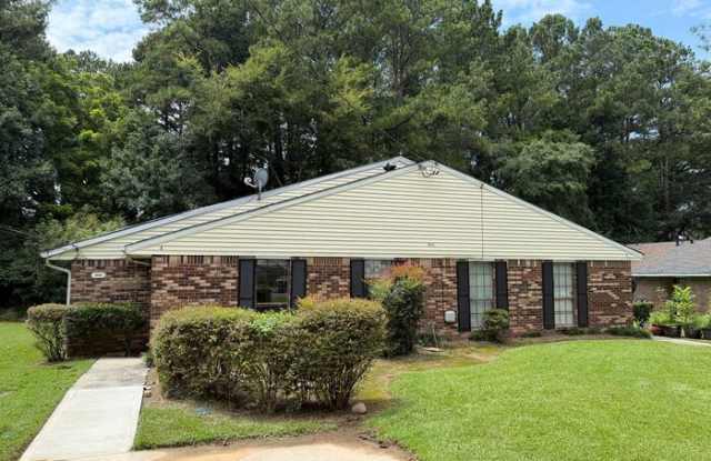 3016 Sonya Lane Gallery 1