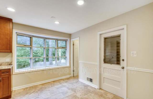 5080 Coleridge Dr Gallery 4