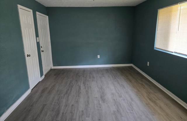 5301 Queen Mary Lane photos photos