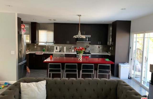 2430 North 6TH Street - 2430 North 6th Street, Burbank, CA 91504