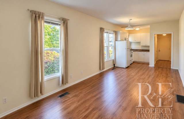 MOVE-IN SPECIAL: 50% OFF FIRST MONTHS RENT!!! Gallery 2