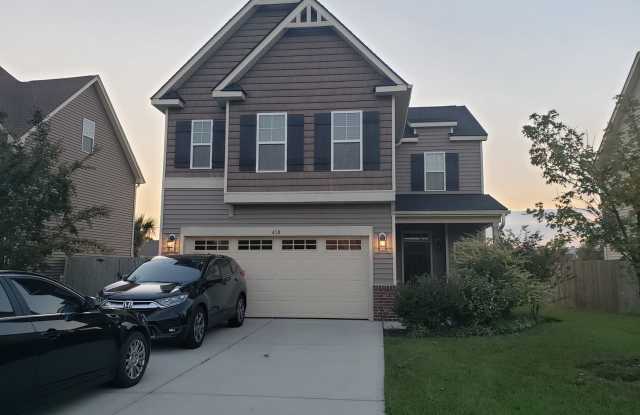 Unfurnished 3 Bedroom 2.5 bath home in The Landing at Mill Creek photos photos