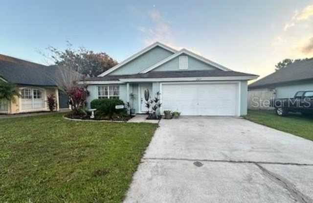 2607 PINE GLEN COURT - 2607 Pine Glen Court, Wedgefield, FL 32833
