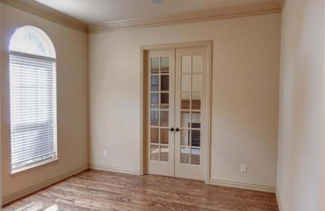 2207 Bayou Court Gallery 4