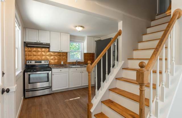 400 Colonial Drive Gallery 3