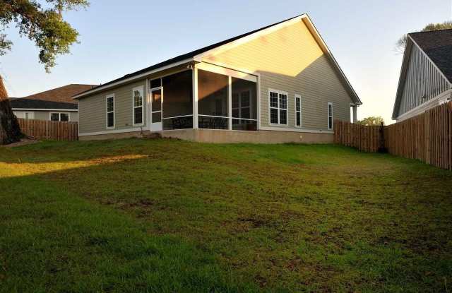 151 Harlan Court Gallery 4