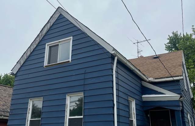 Section 8 Accepted! Spacious Newly Renovated 3- Bedroom Home photos photos