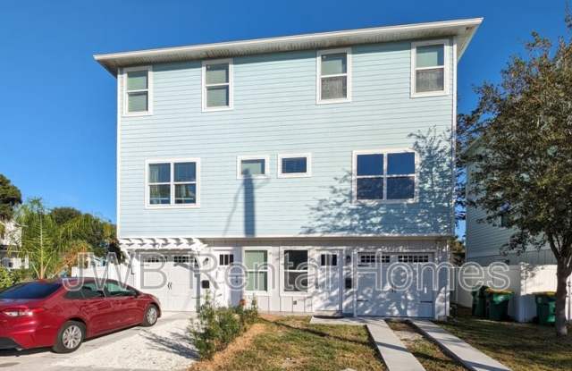 877 3rd Ave S photos photos