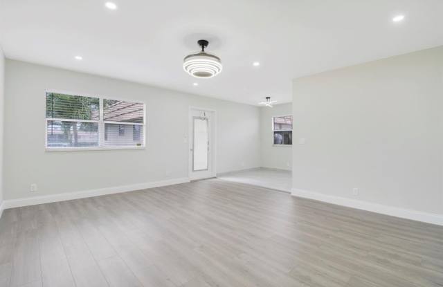 268 Saxony F unit: 268 photos photos