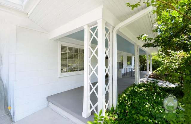 108 Central Avenue - A Gallery 1
