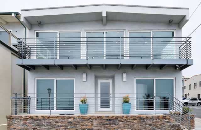 Incredible View and Location on The Strand - 3700 The Strand, Manhattan Beach, CA 90266