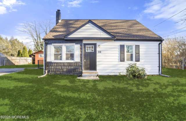 22 Oak Ridge Parkway - 22 Oak Ridge Parkway, Toms River, NJ 08755