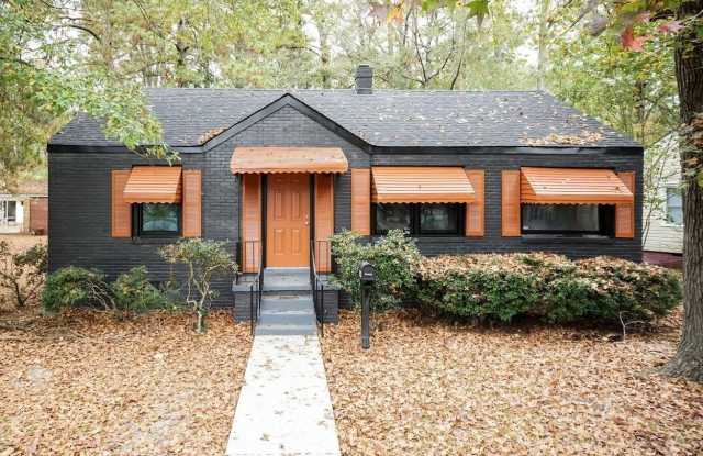 1400 Rosewood Avenue Gallery 1