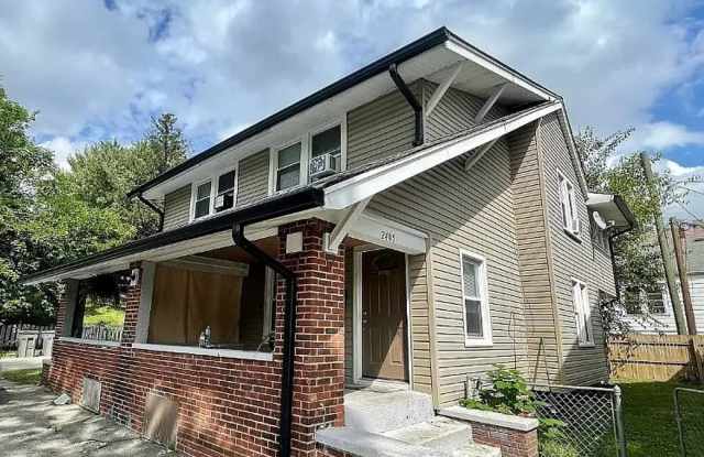 For Rent 3 Bedroom Townhouse on a Quiet Street photos photos