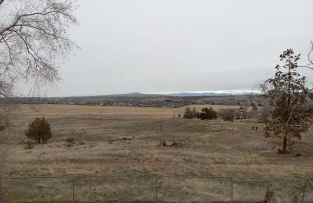 Amazing Private home with views 4-bedroom 2 bath, 2 car garage photos photos