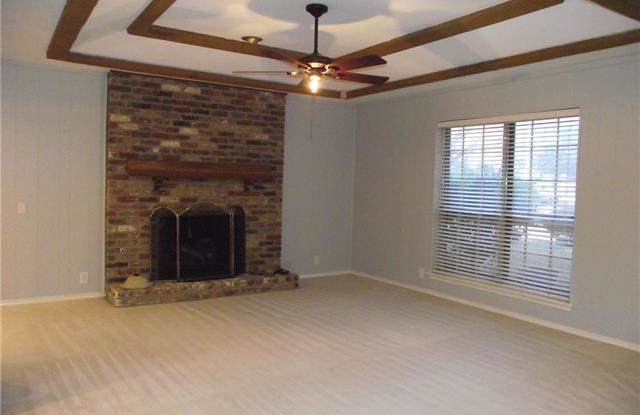 2424 Bengal Lane Gallery 3
