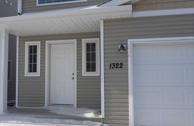 Westport Beach 3 Bedroom Bi-Level Twin Home photos photos