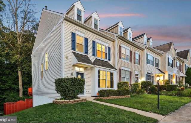 3942 HARTLAKE Street photos photos