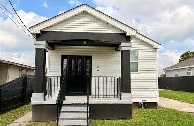 7607 LACOMBE Street - 7607 Lacombe Street, New Orleans, LA 70127