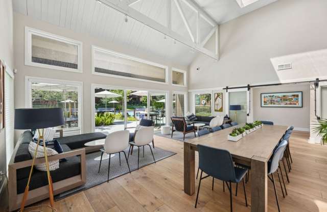 Old Orchard Apartments Gallery 4