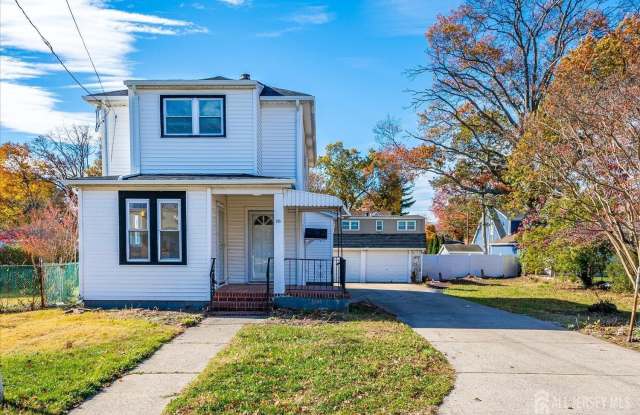 385 Pierson Avenue unit: 2 photos photos