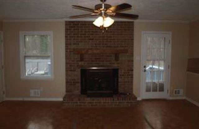 2625 Hickory Valley Drive Gallery 2