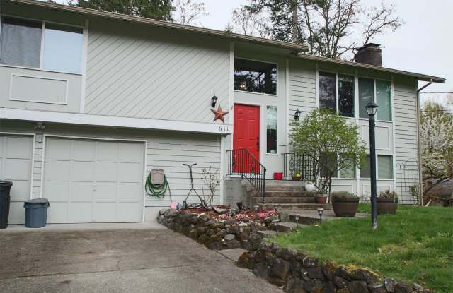 611 Cougar Street Southeast - 611 Cougar Street Southeast, Tanglewilde, WA 98503