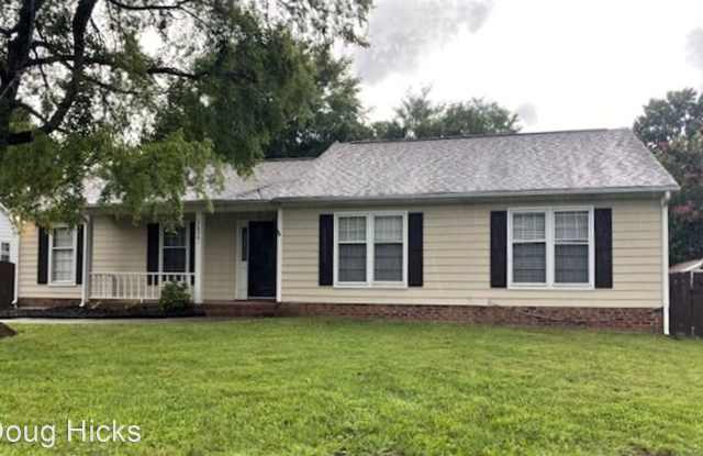 2634 Lytham Dr - 2634 Lytham Drive, Charlotte, NC 28210